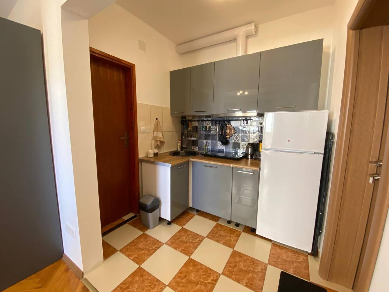 Alina'S Apartment Bečići 외부 사진
